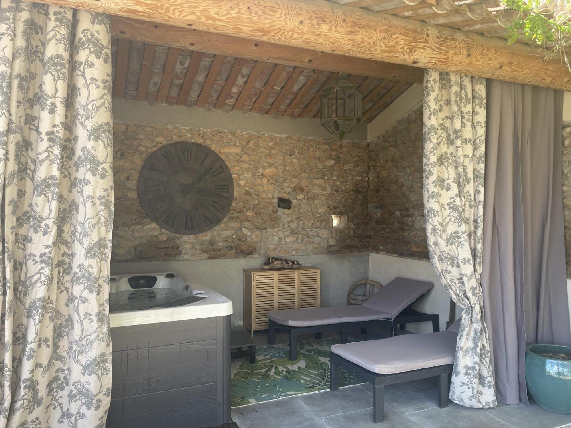 Hotel Les Mazets Du Pas à Gréoux-les-Bains Extérieur photo